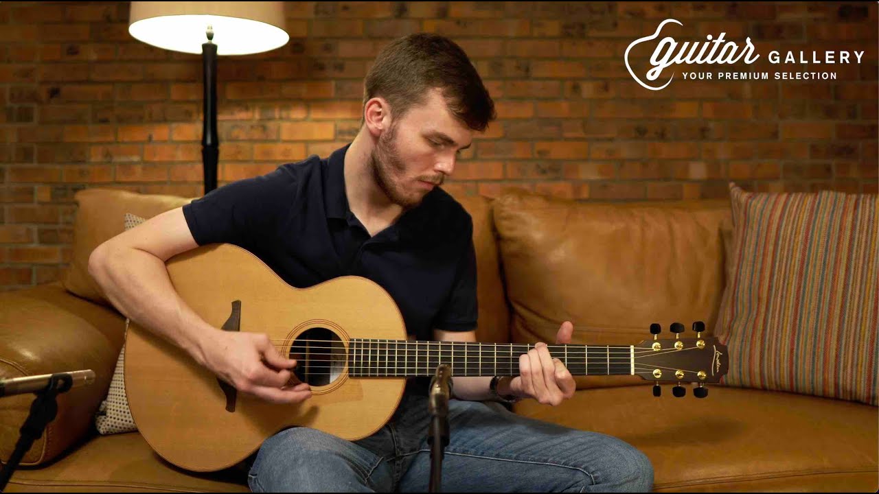 Lowden S-25