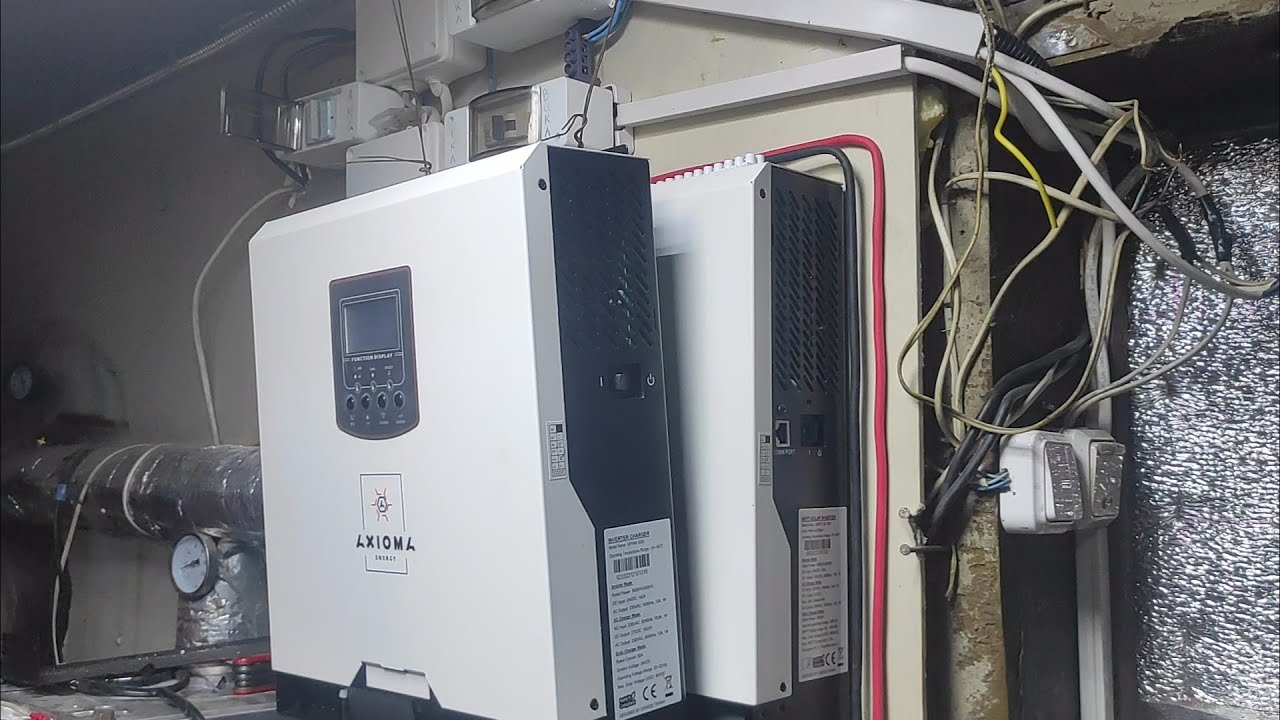 Гібридний інвертор 3000Вт, 24В + ШІМ контроллер 50А, ІSPWM 3000, AXIOMA energy