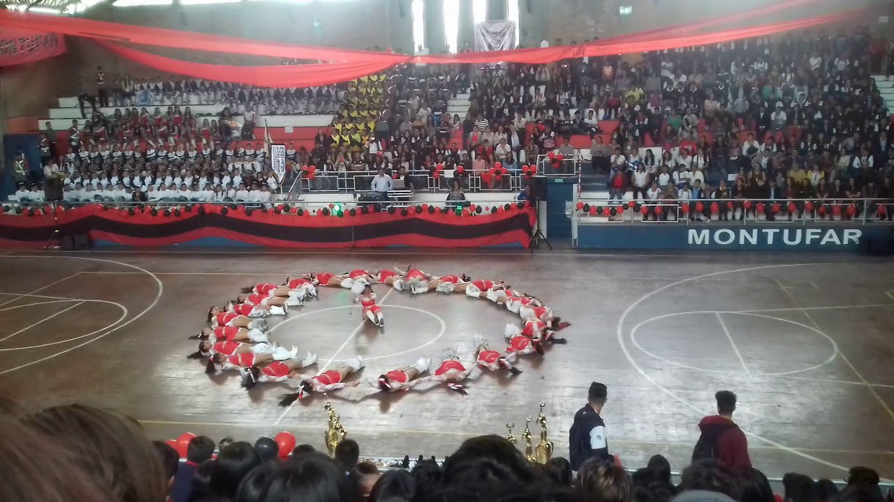 BASTONERAS DEL COLEGIO 