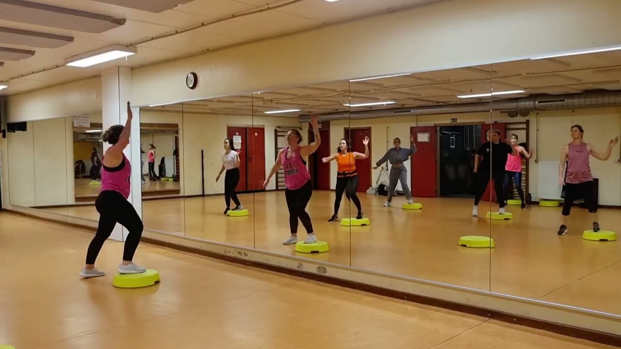 Zumba Step - rock-n-roll - APT - Rose & Bruno Mars