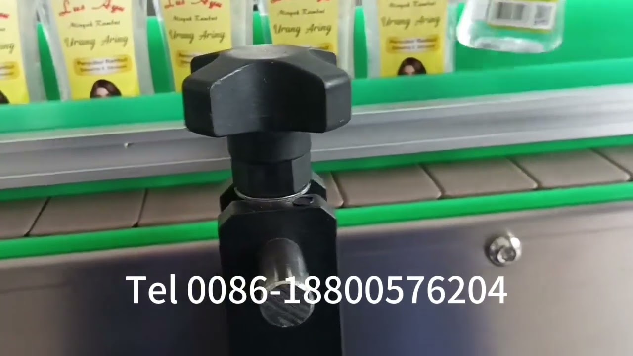 Square bottle cosmetics liquid labeling machine 
