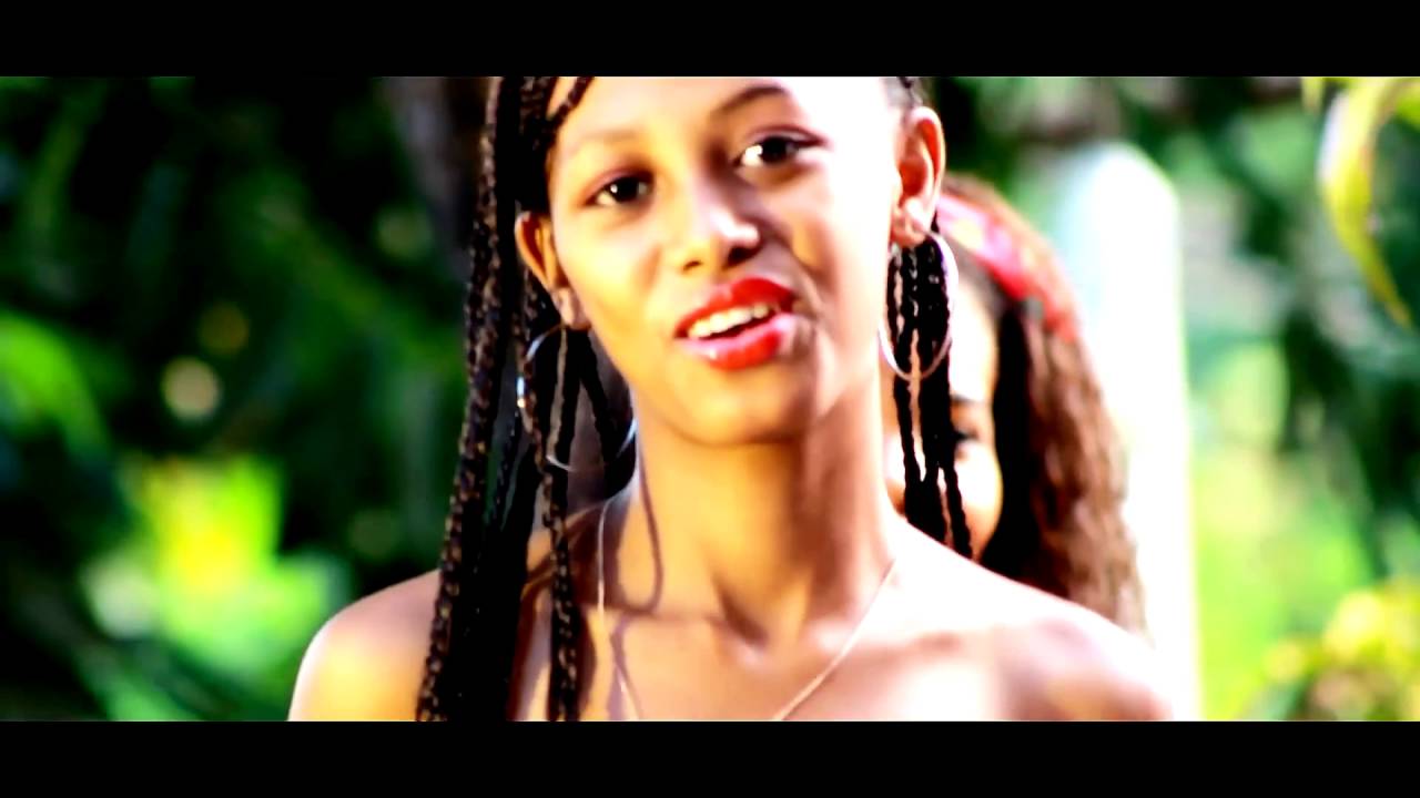 Anao Proprietaire- Faouzia Bellemetisse(Clip gasy)