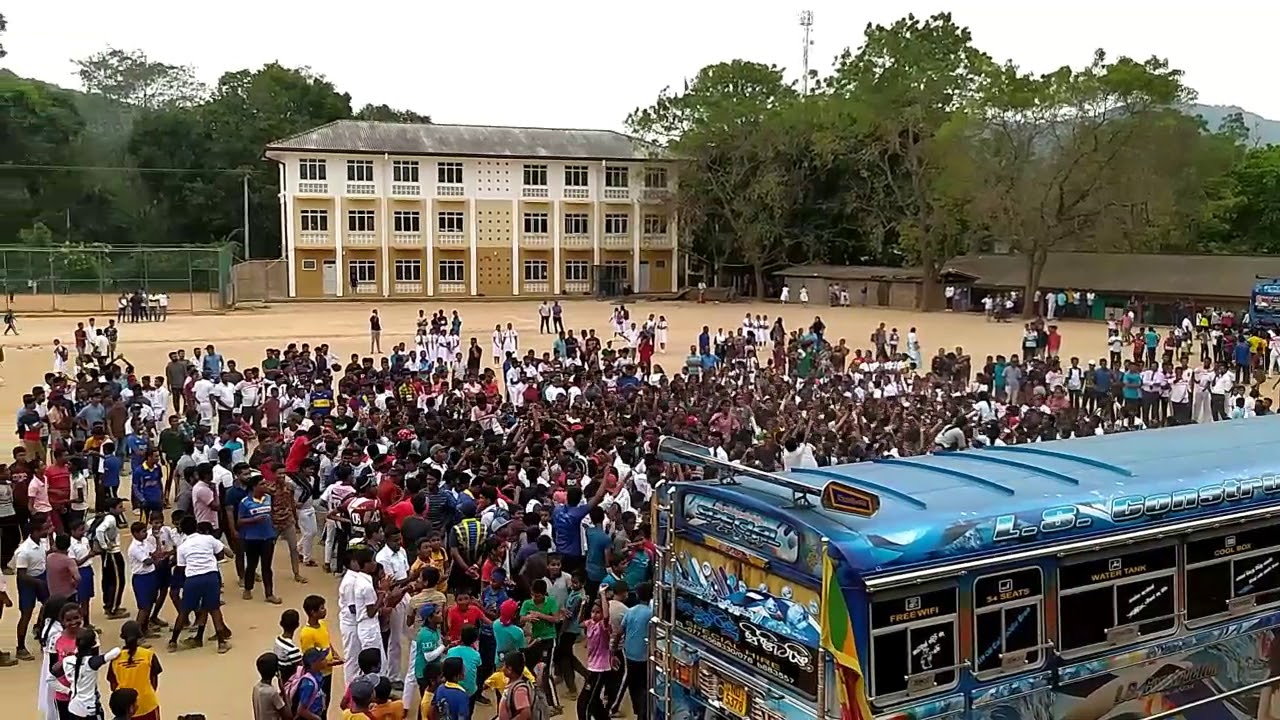 Srilankan bus outdoor music party