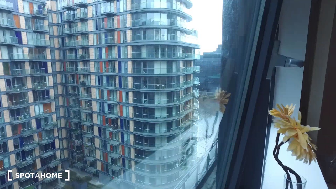 Modern 2-bedroom apartment to rent in South Quay, Travelcard Zone 2 - Spotahome (ref 125577)
