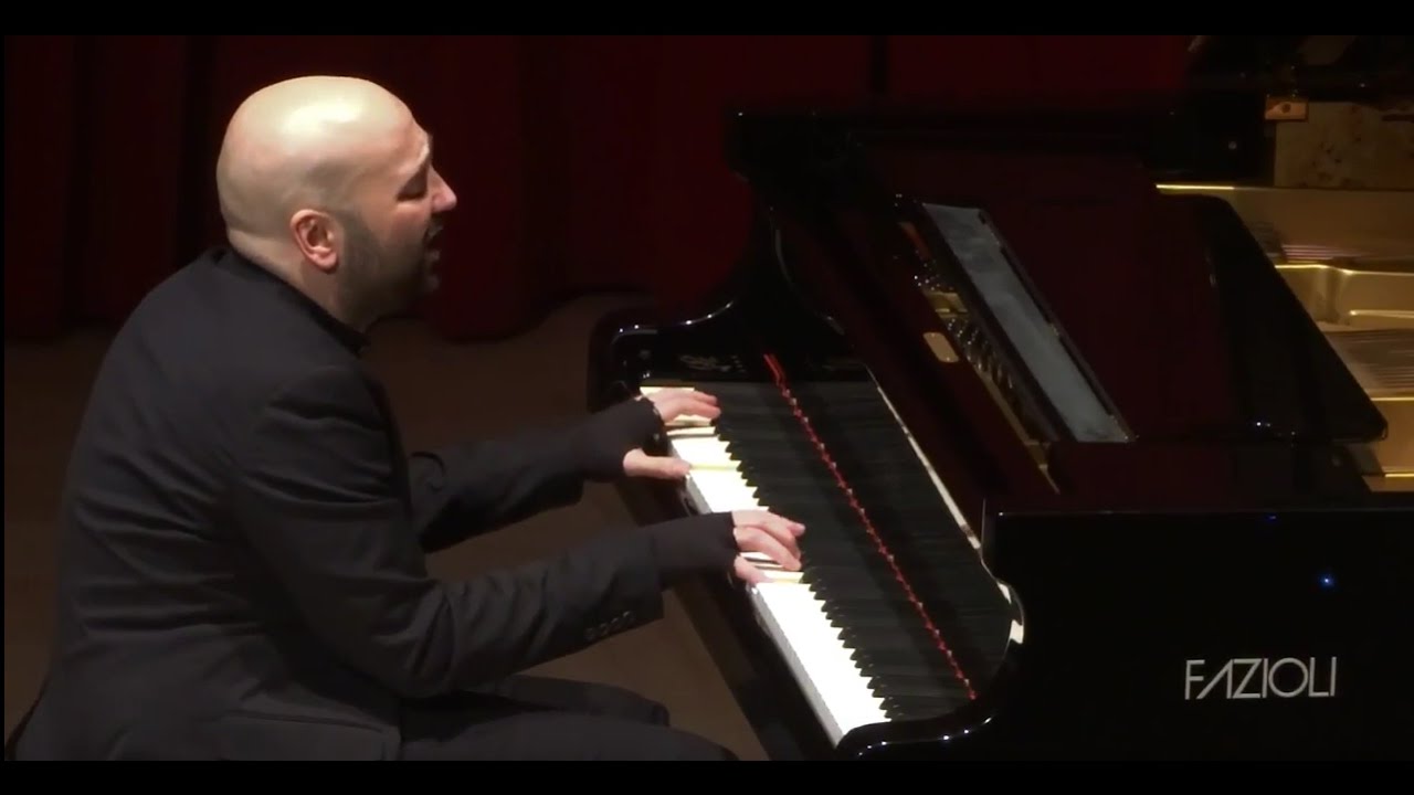 Alessandro Deljavan: Schumann, Fantasia in do maggiore, op.17 III