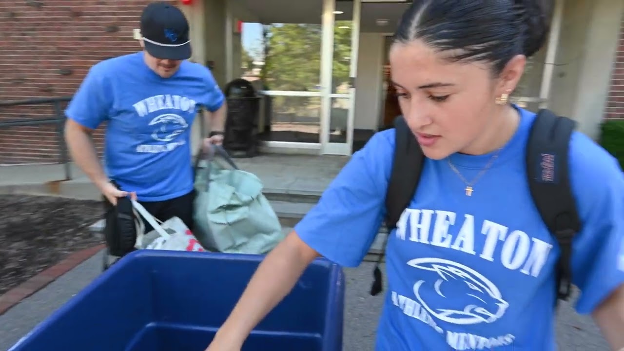 Wheaton College Move-In Day 2025