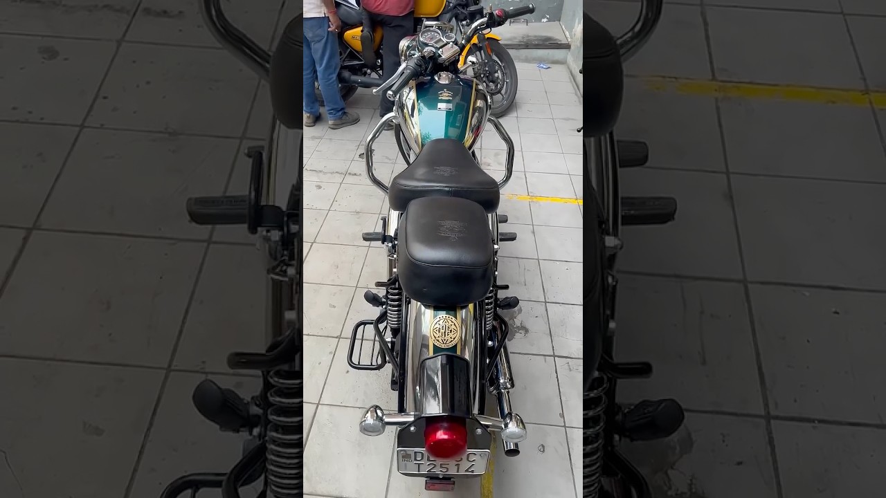 Classic reborn emerald green 2025 modified in vintage style❤️#bullet #royalenfield #classic350#life