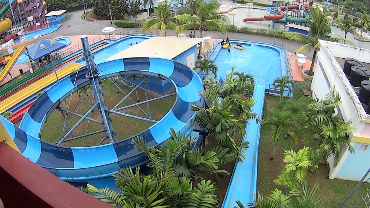 Crazy Blue Water Slide at Melaka Wonderland