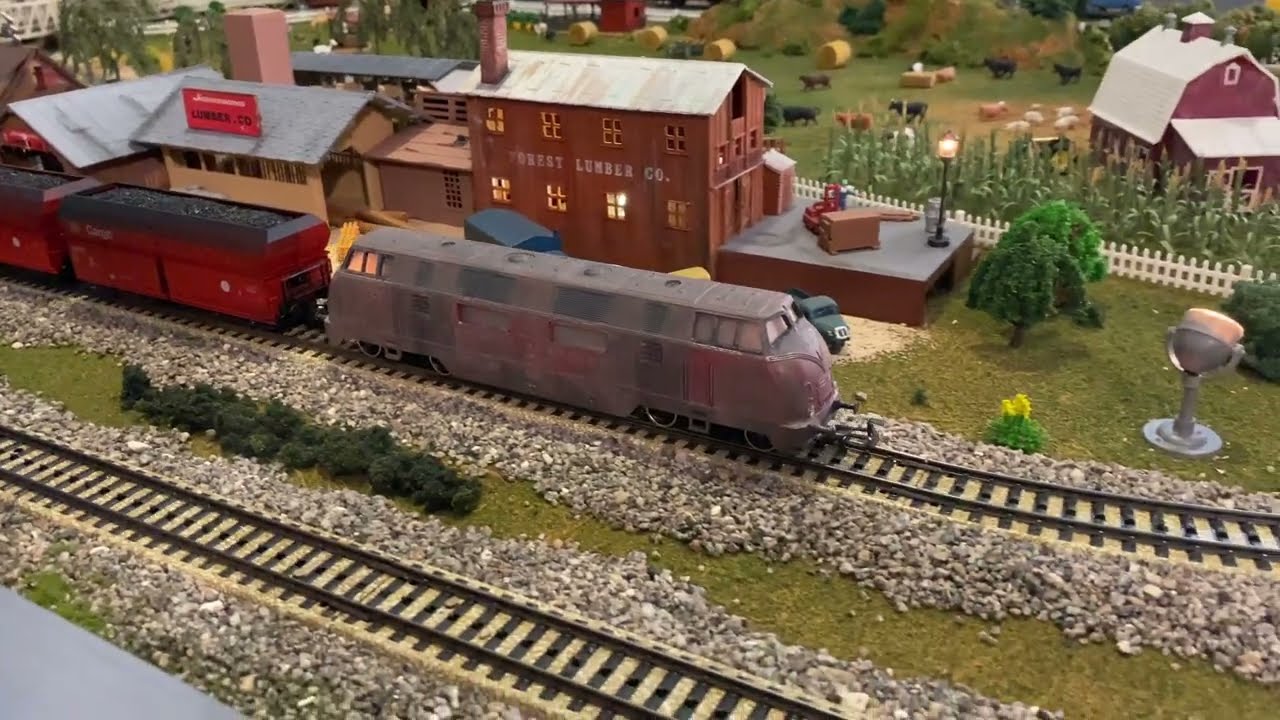 Märklin HO weathered train diorama showcase