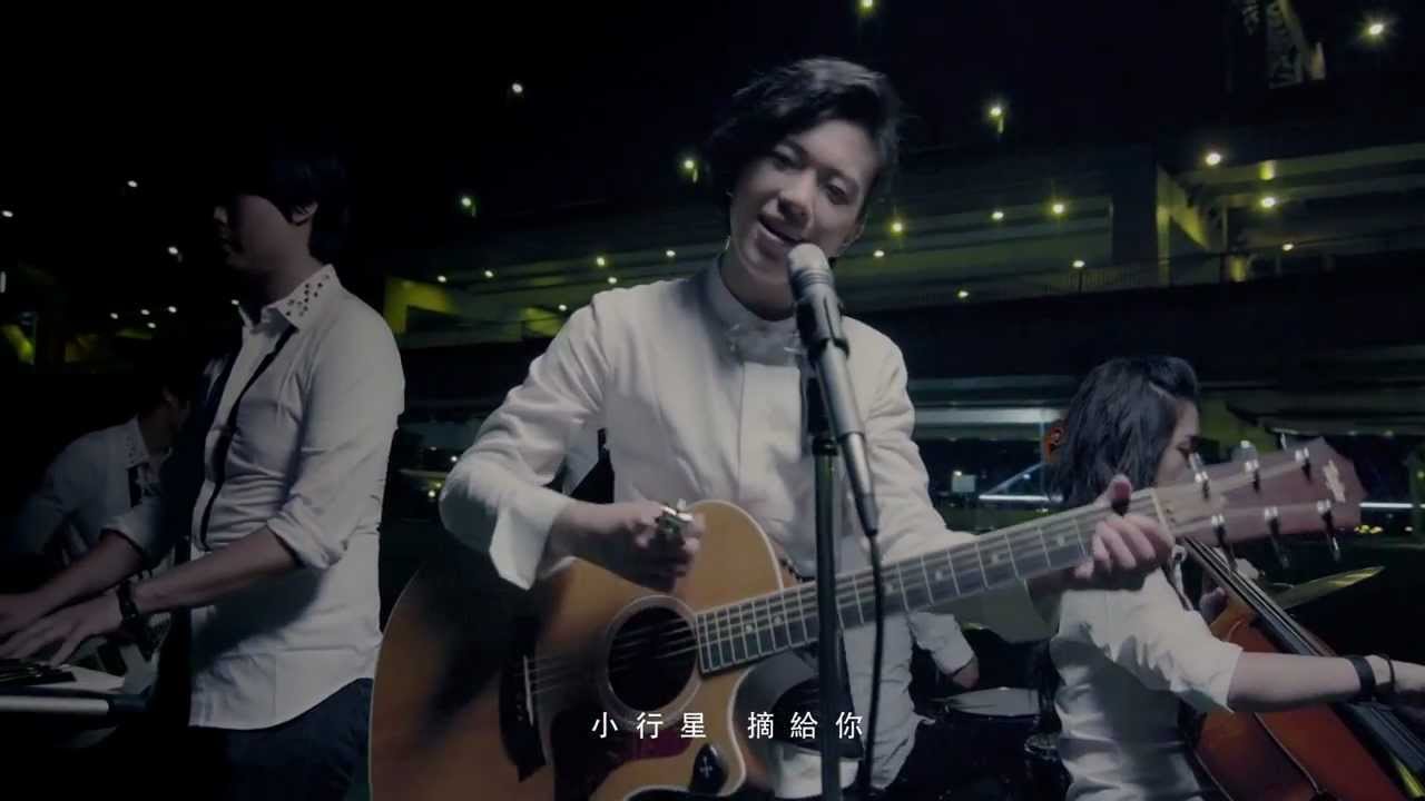 張芸京 Jing Chang - 小秘密 (官方完整版MV)
