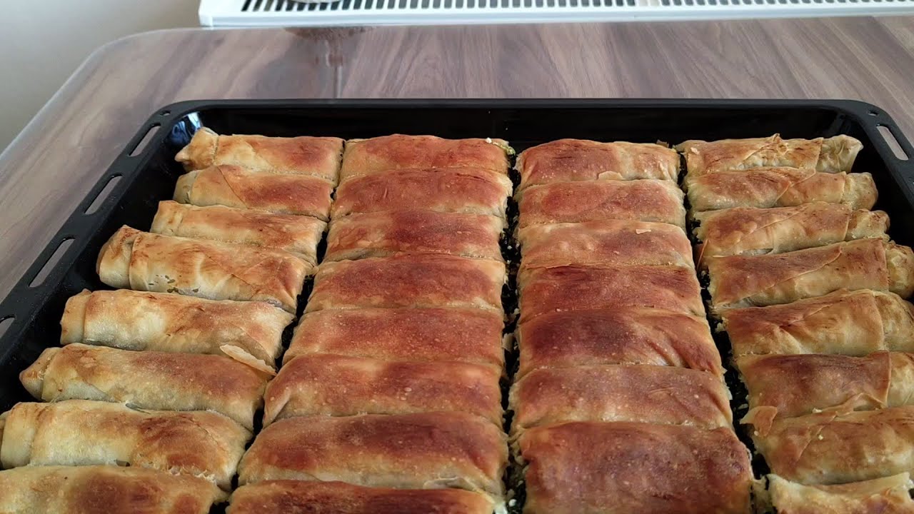 Ispanaklı Börek Tarifi | Çıtır Çıtır, Tam Ölçü Ev Usulü