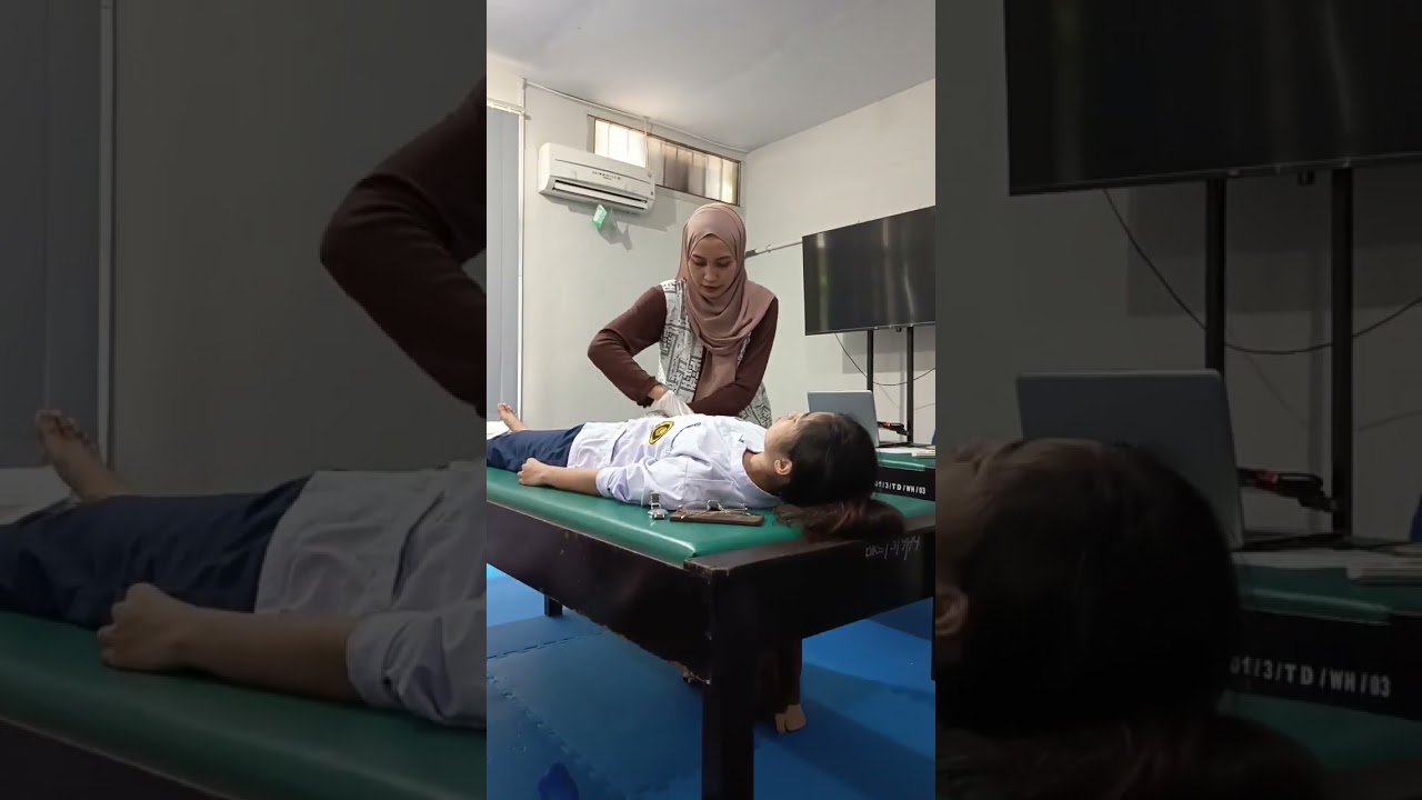 Pijat Neurosenso pada Anak bagian depan