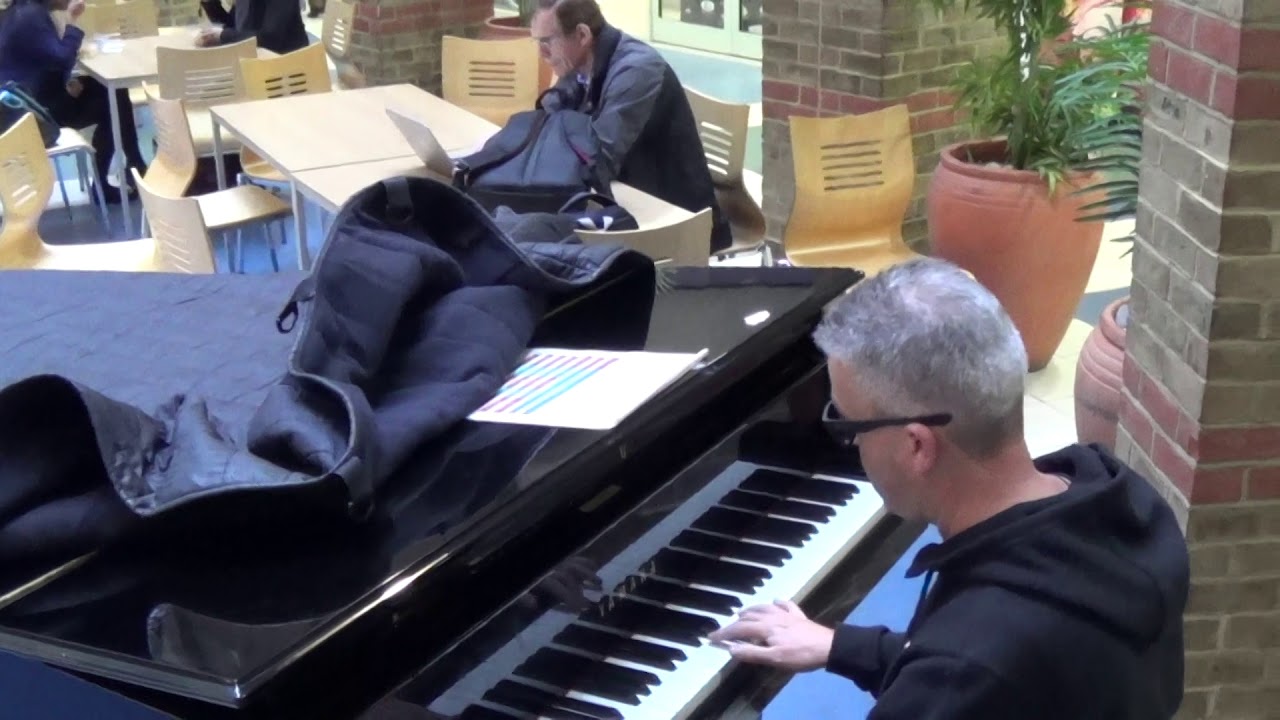 CLASSICAL MASHUP ON THE YAMAHA GRAND (Dr K)