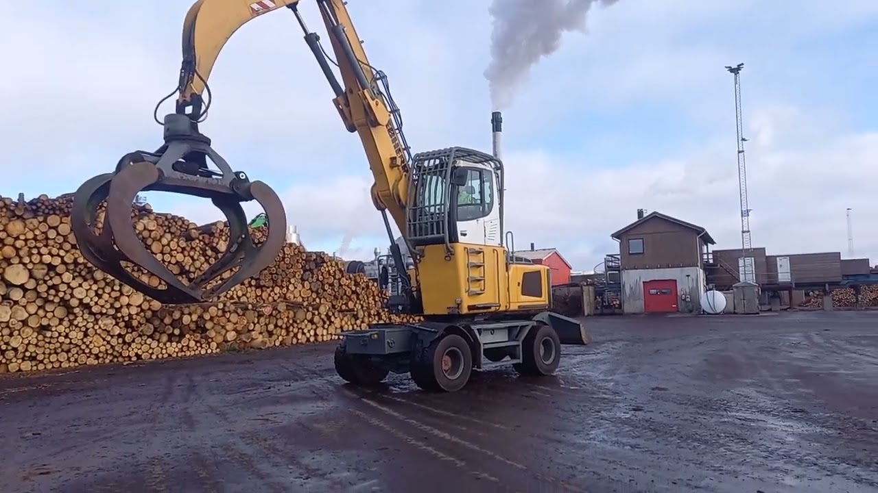 Liebherr LH 35 M Litronic Timber Excavator (for sale on WWW.retrade.dk)