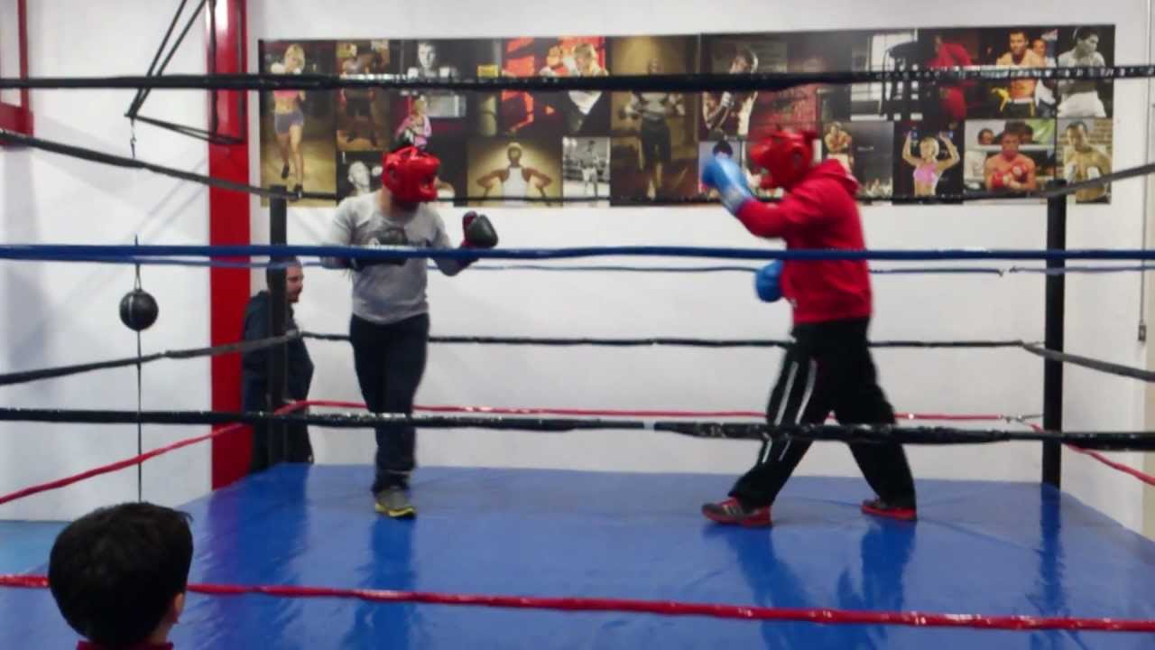 Mi primer sparring despues de mes y medio de entrenamiento!