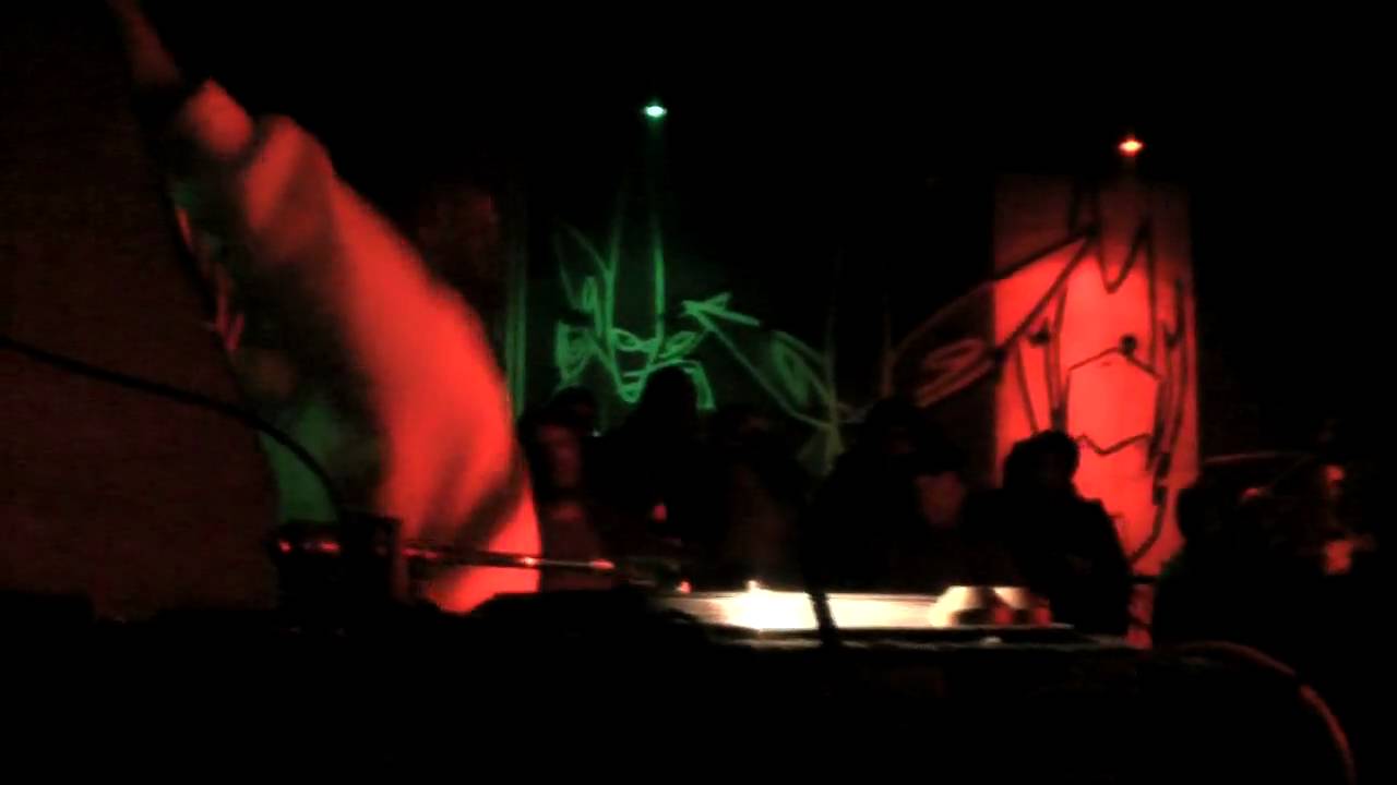 King Earthquake :: Trabendo - Paris :: 21-03-09 :: Part 1/3