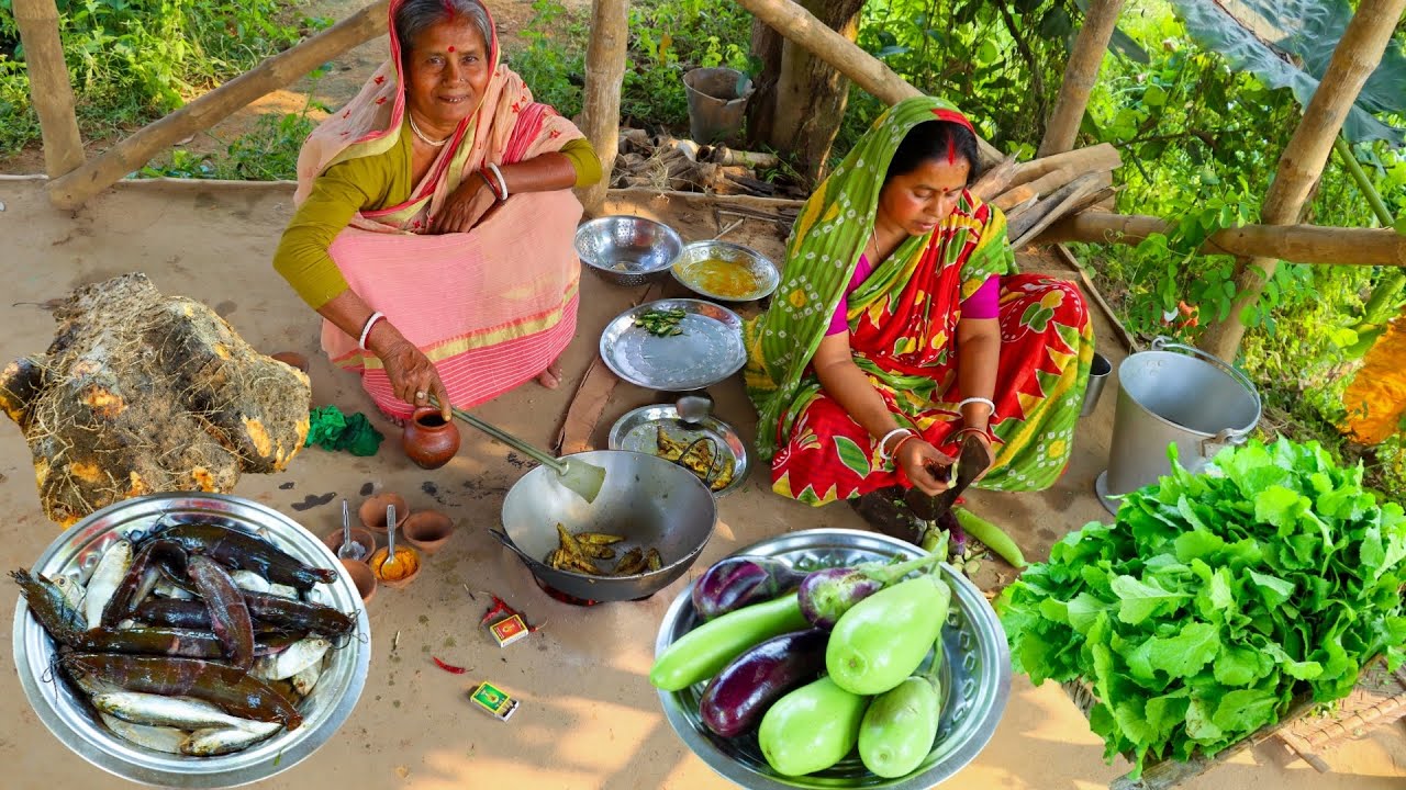 গ্রাম বাংলার রেসিপি -বেগুন দিয়ে খয়রা মাছ, তেপাতা আলু দিয়ে কই মাছ ও টাটকা মুলো শাক ভাজা |