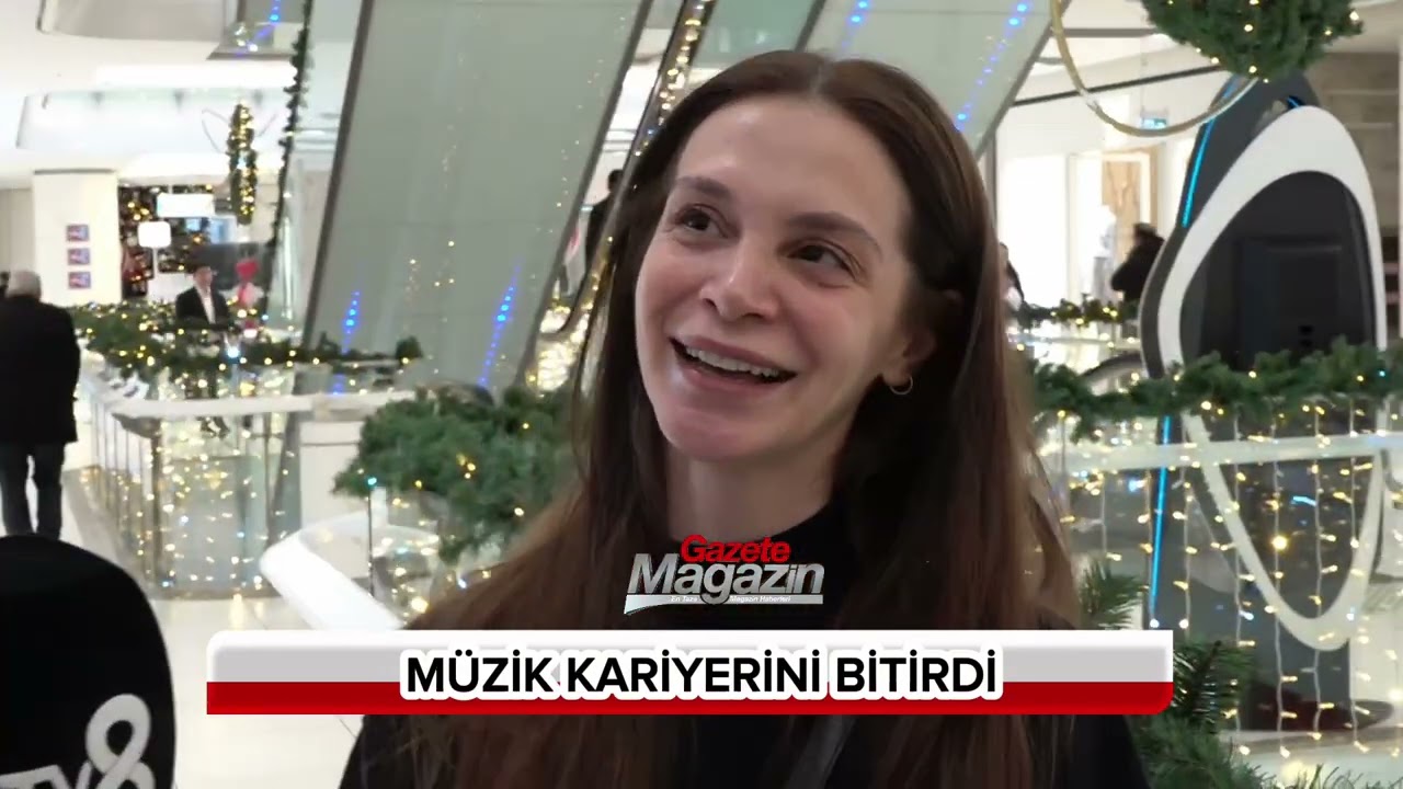 Cemre Kemer, Manifest Grubunu Yorumladı. Müzik Kariyerini Tamamen Bitirdiğini Söyledi!