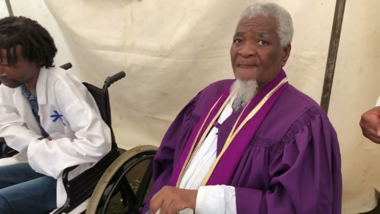 Rev SM Dlungwane Enkanyezini No.1 Zion City