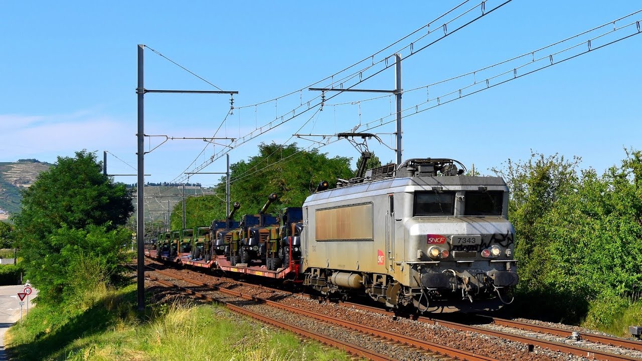 Train militaire - Retour du défilé du 14 Juillet