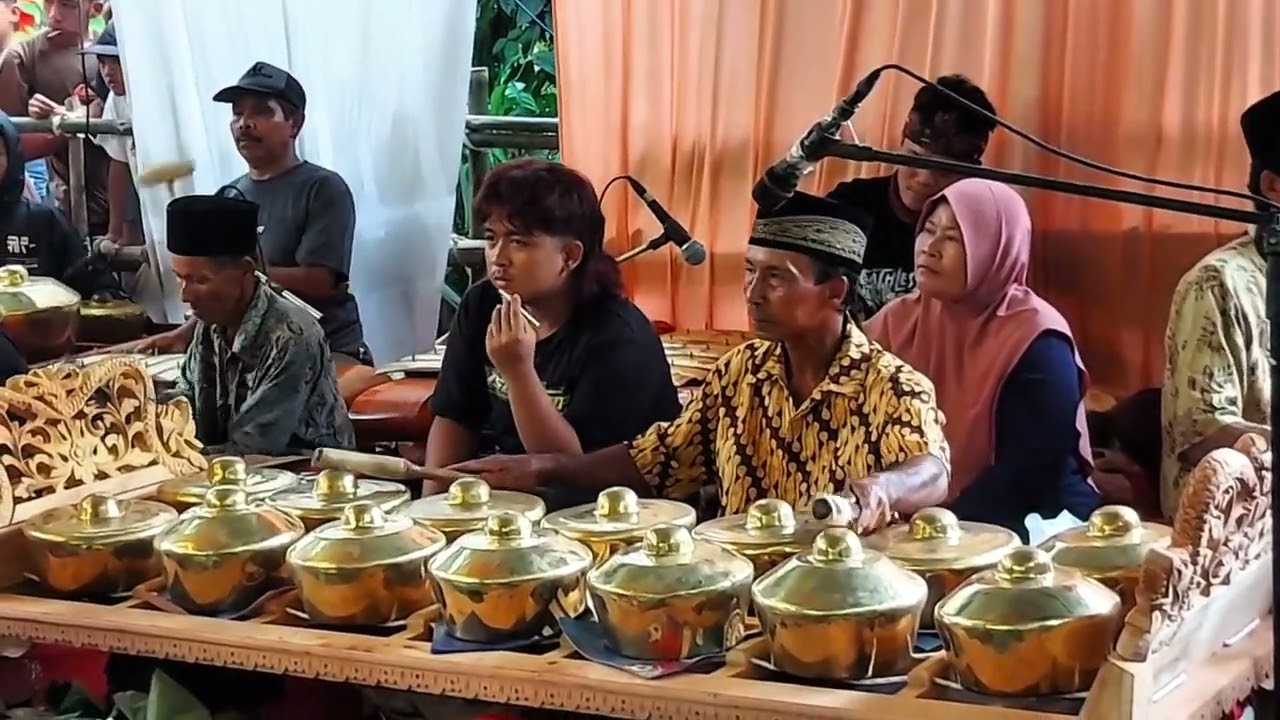 Bendrong kulon langen budoyo & randu budoyo perkutukan live clapar karanggayam