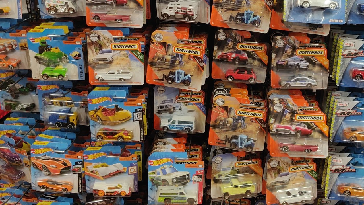 Hunting for Hot Wheels And Matchbox in Germany €1 🤩 Tedi Euroshop‼️#diecasteurope