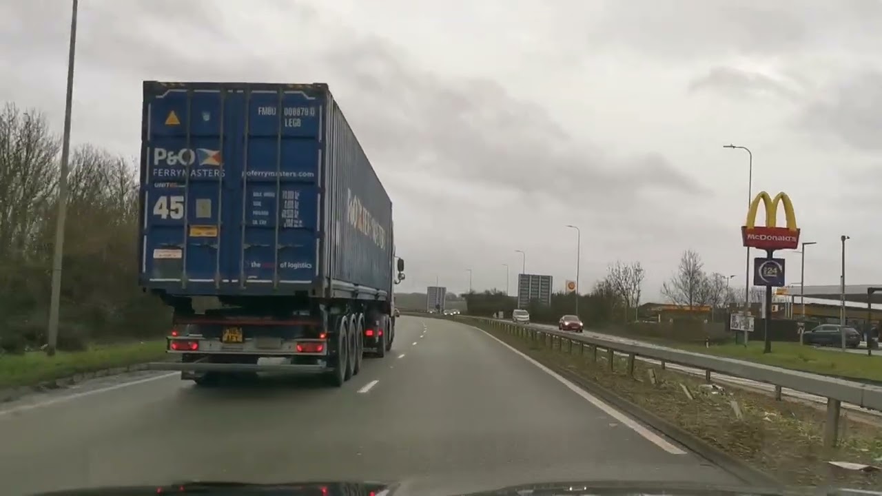 ♦️MILTON KEYNES - LUTON ♦️A5🚘UK 😍England ✴️January 2026