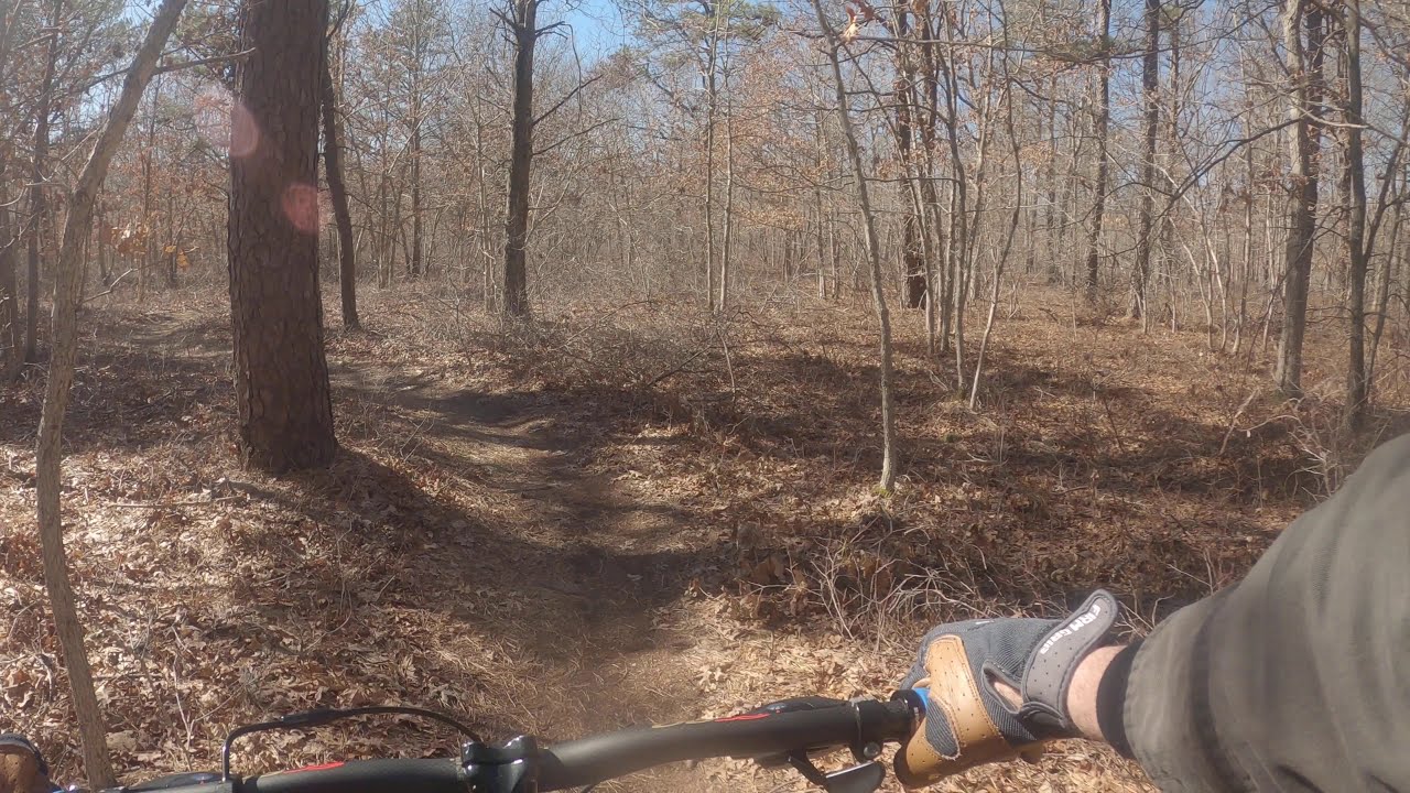 CALVERTON MTB LONG ISLAND NY MARCH 2021 - START OF TRAIL 26 inch hard tail