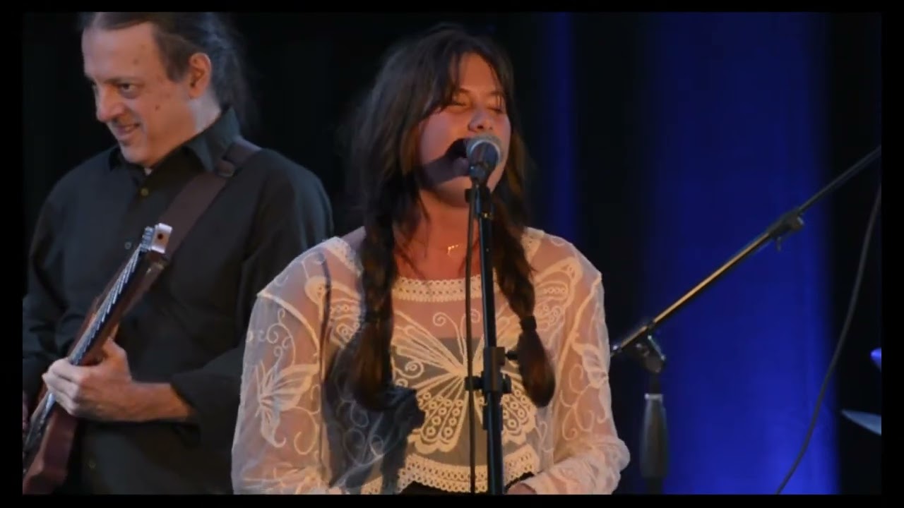 Love Me Like A Man, live at Blue Bamboo (covered by Nolia Joy)
