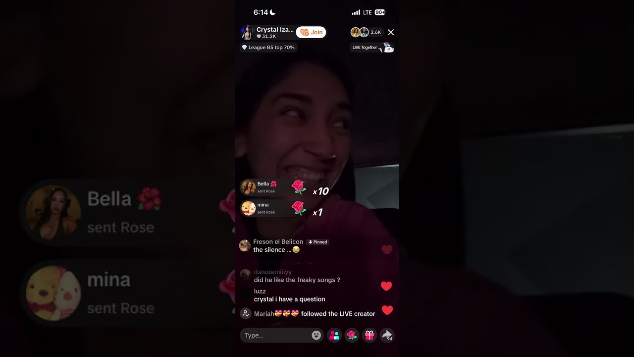 Crystal goes live on the plane to LA 3/5/26