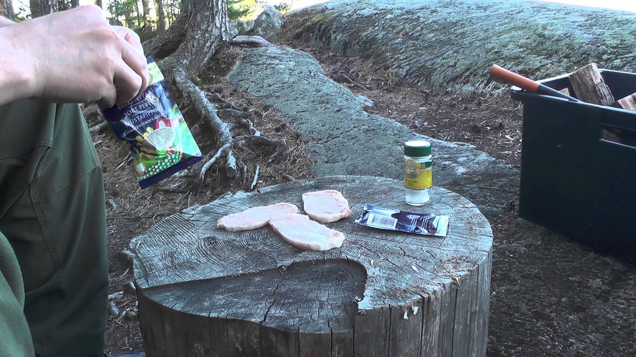 Yö Keski-Kallaveden saaristossa