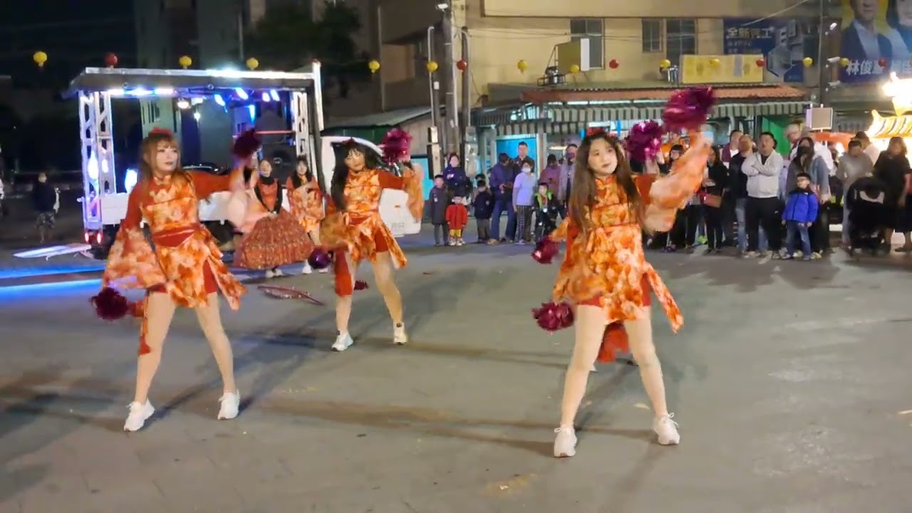 碧珠舞蹈團表演   台南歸仁鎮南宮侯封譚府千歲乙巳年前往高雄彌陀三點山海墘請水火回鑾遶境