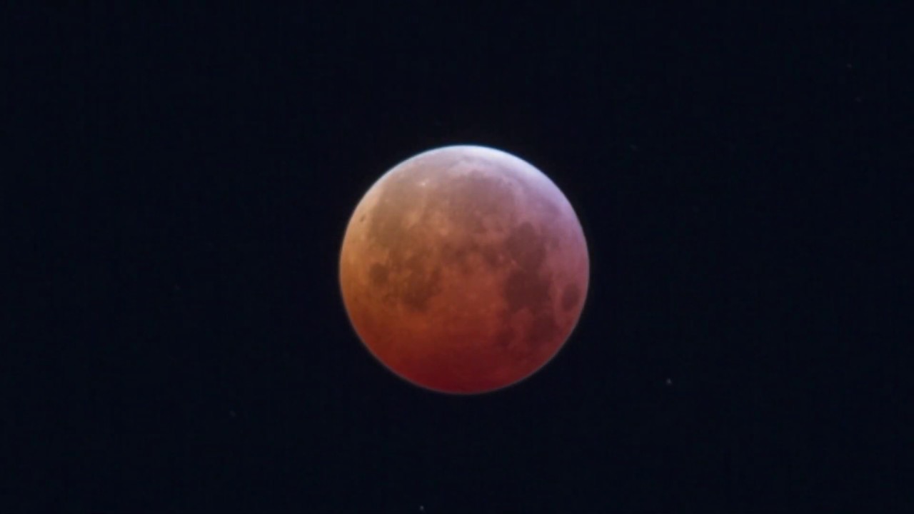 [timelapse] Mondfinsternis 2019 - Saiser Alm