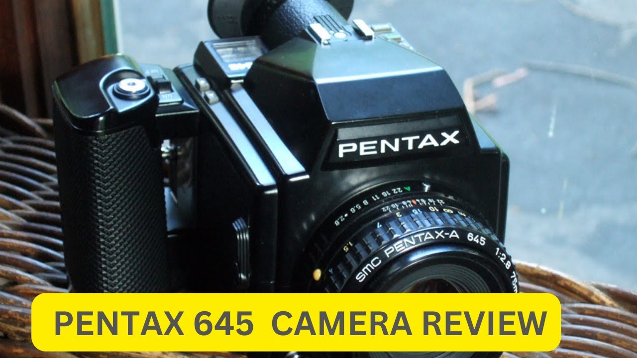 Pentax 645 medium format camera review (With subtitles)