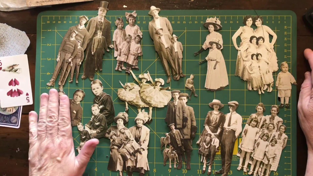 Create accordion for junk journals with Tim Holtz ephemera