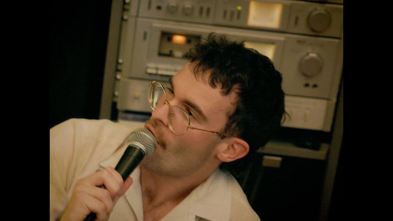 Sam Cullen - Don't Leave Me Alone (Official Music Video)