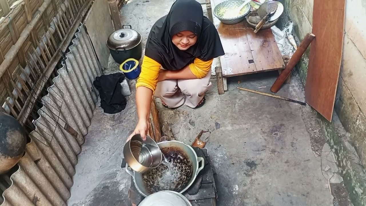 masak telur bihun kuah santan sama bakwan sayur  || hidup didesa