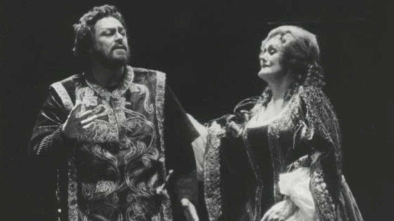Joan Sutherland Great Singing at 60! (Il Trovatore, 1987)