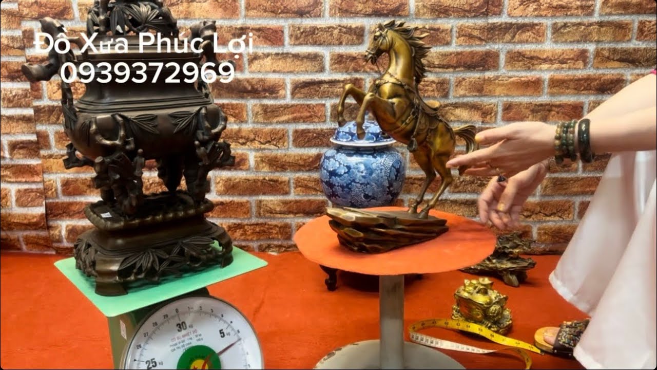 25/2/26 ông thần tài đến,mã đáo thành công,xông trầm trúc,bộ tam đa