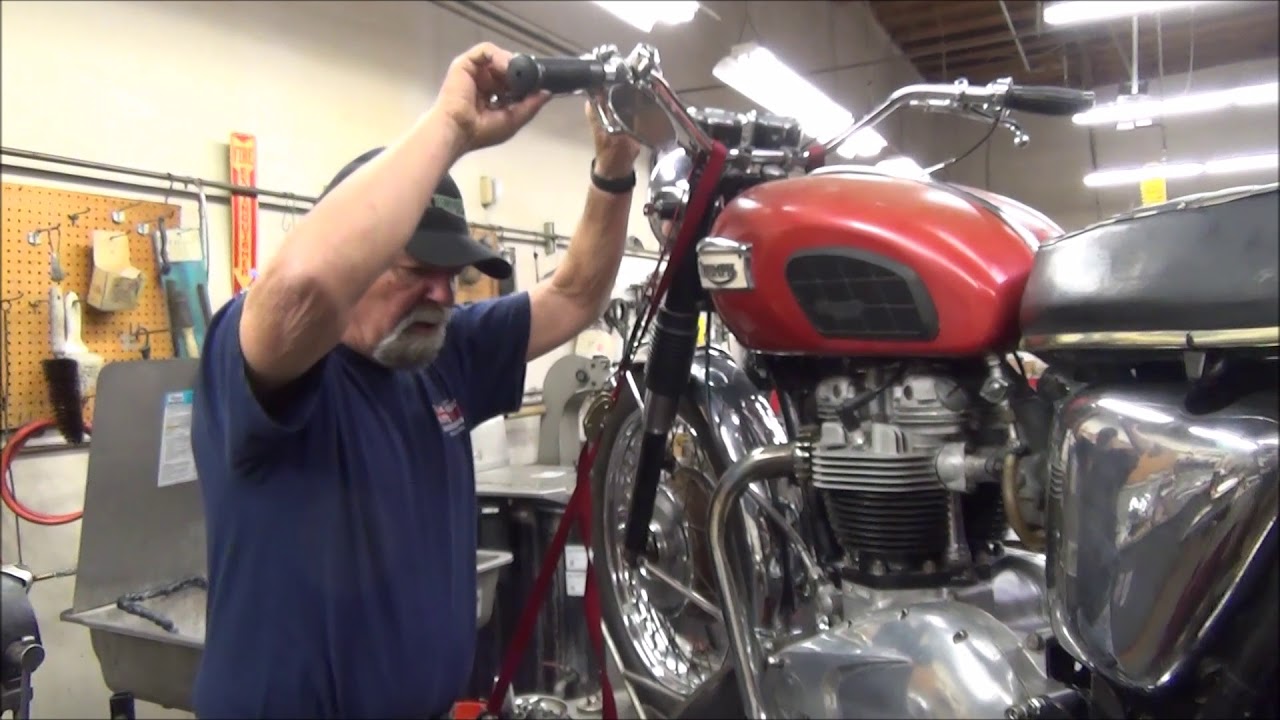 Raber's Tech Tips: Episode #1 - Triumph Unit Twin Clutch Pushrod Adjustment