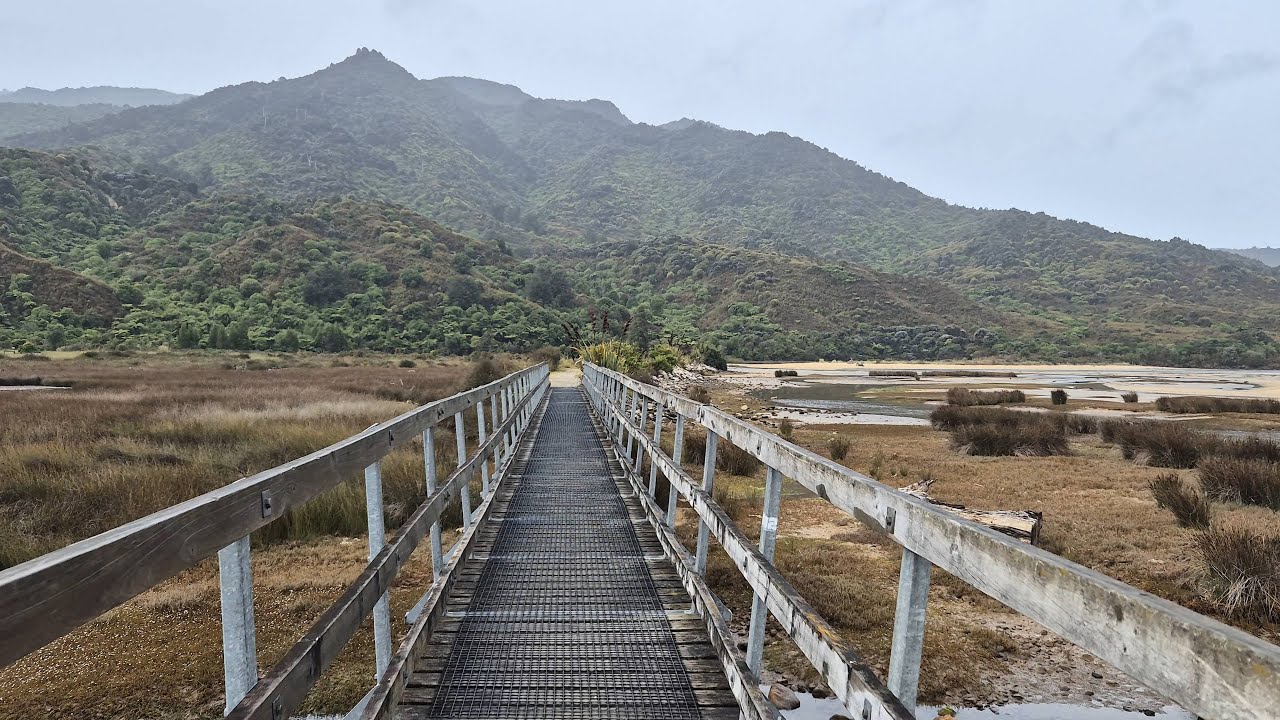 Abel Tasman Adventure: Hiking & Sailing New Zealand's Coastal Paradise