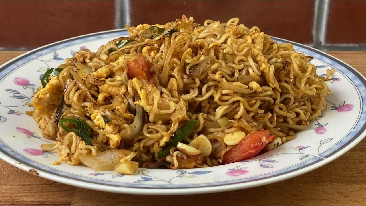 How to make Maggi Goreng at Home