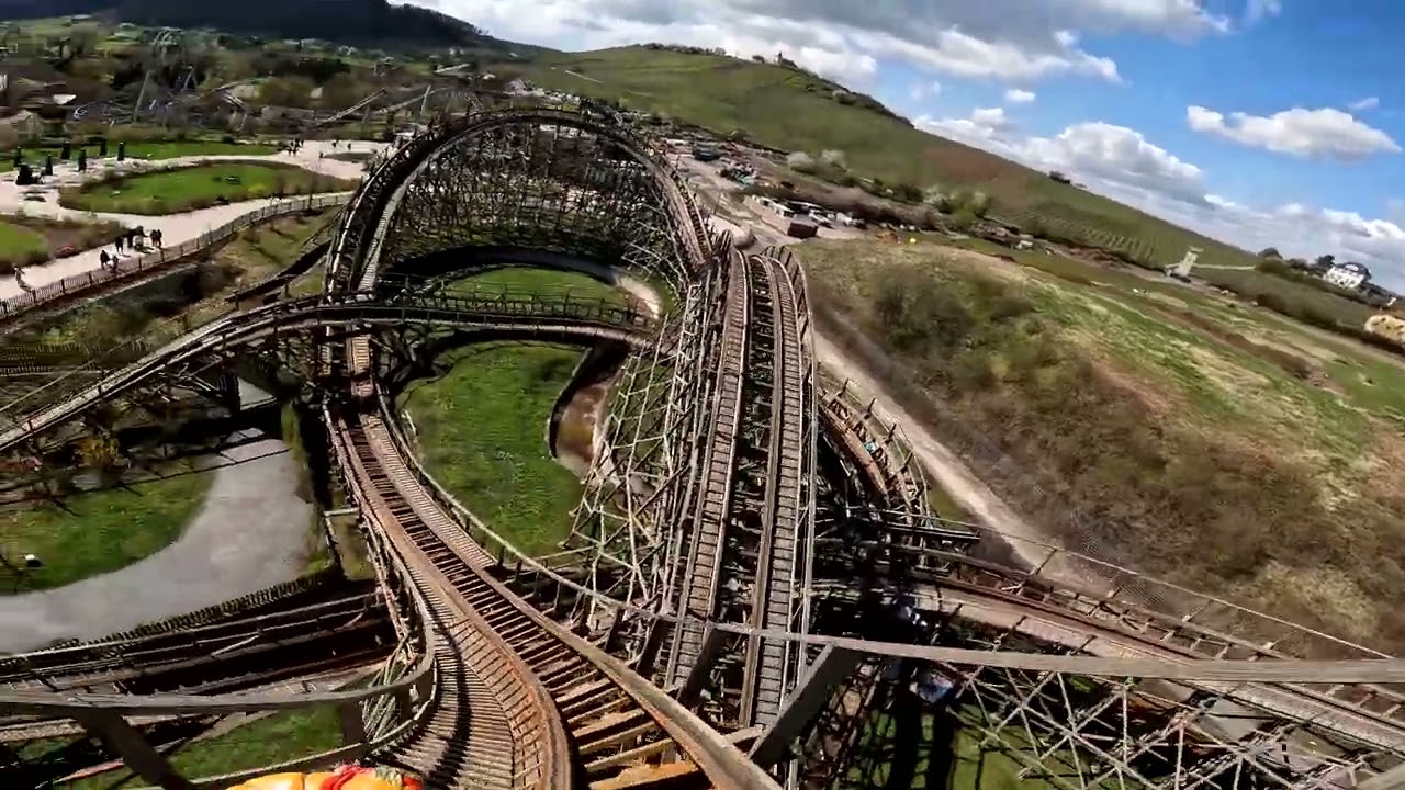 Holzachterbahn Mammut Onride (4K) - Tripsdrill - 04/2022