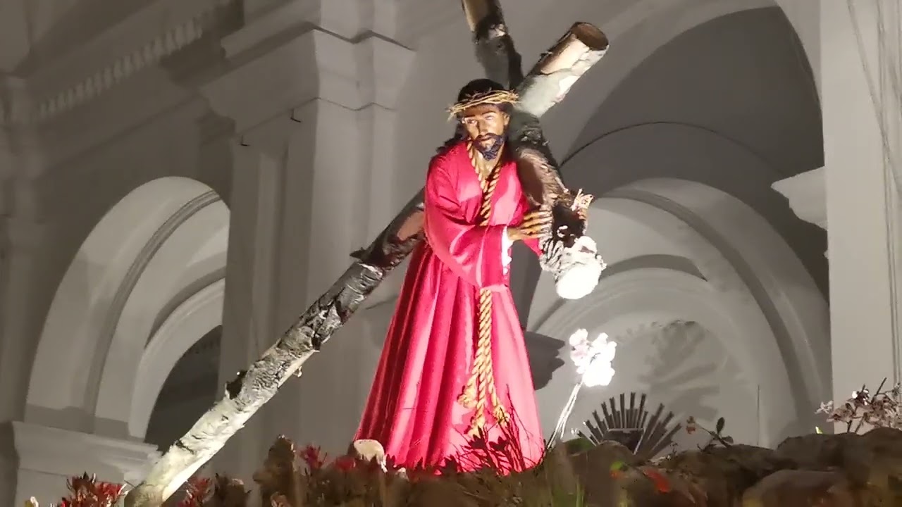 SALIDA JESUS DE LA MERCED ANTIGUA GUATEMALA, VIERNES SANTO 2023