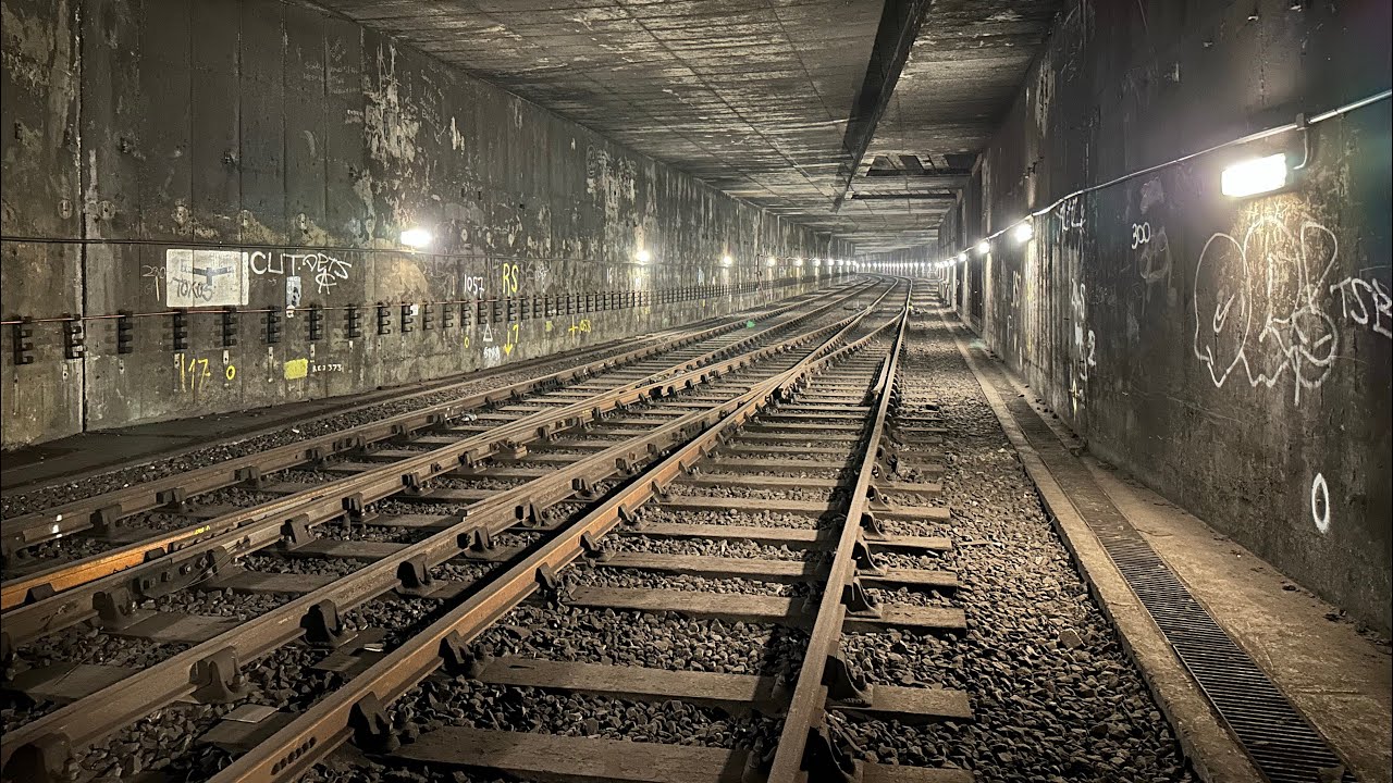 Moorgate Train Station Hidden London Tour #train #trains #london