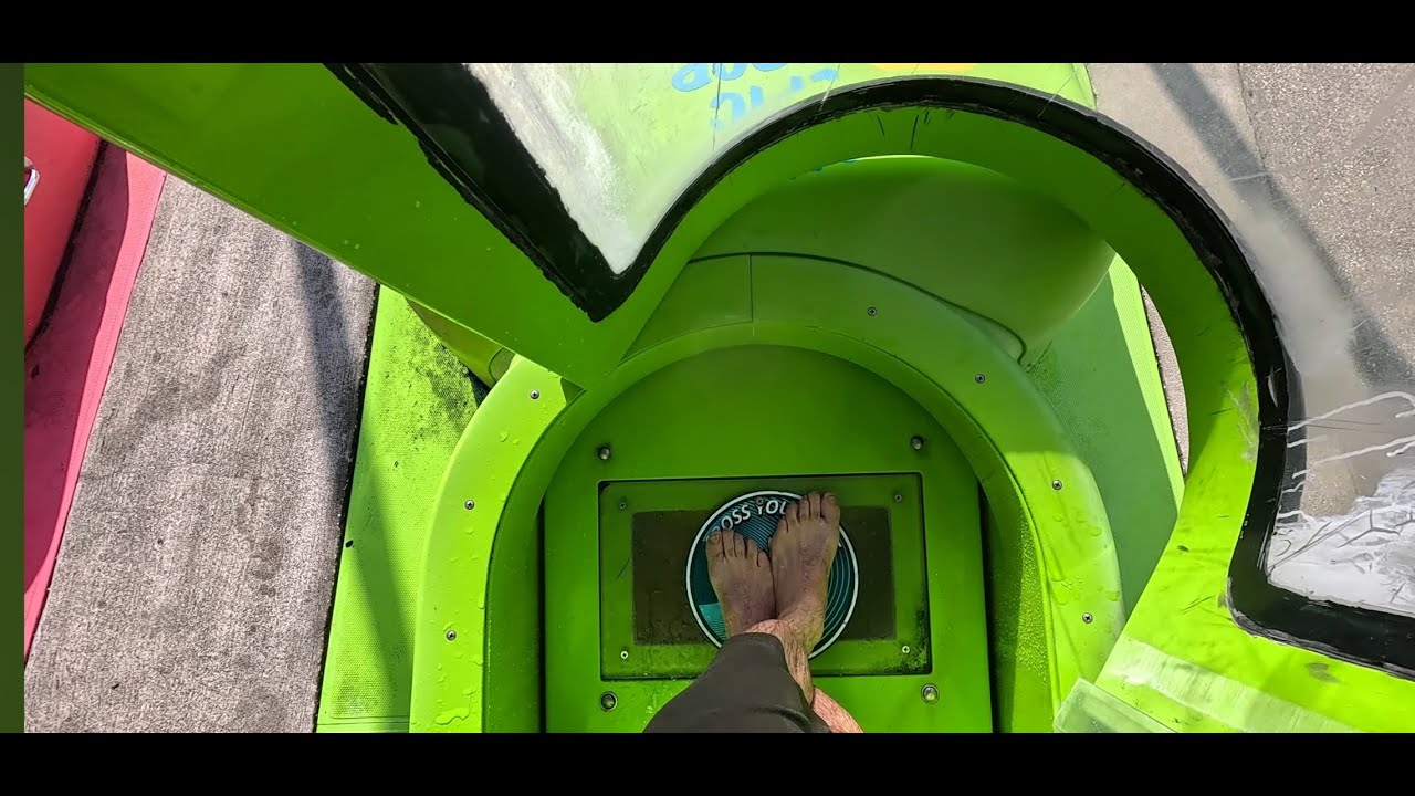 Vanish Point (drop slide) all 3 slides POV (4K) #waterpark #waterslide #vanishpoint #adventureisland