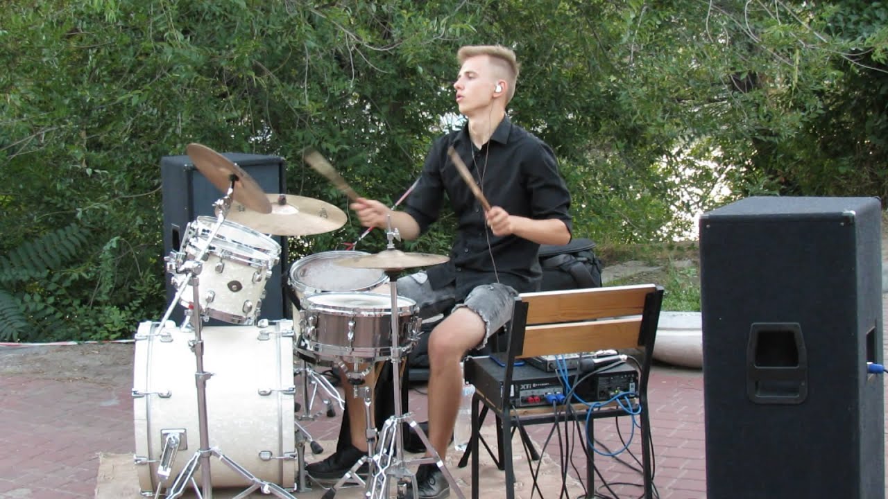 Michael Jackson - Billie Jean  - Drum Cover  - Live - Даниил  Варфоломеев