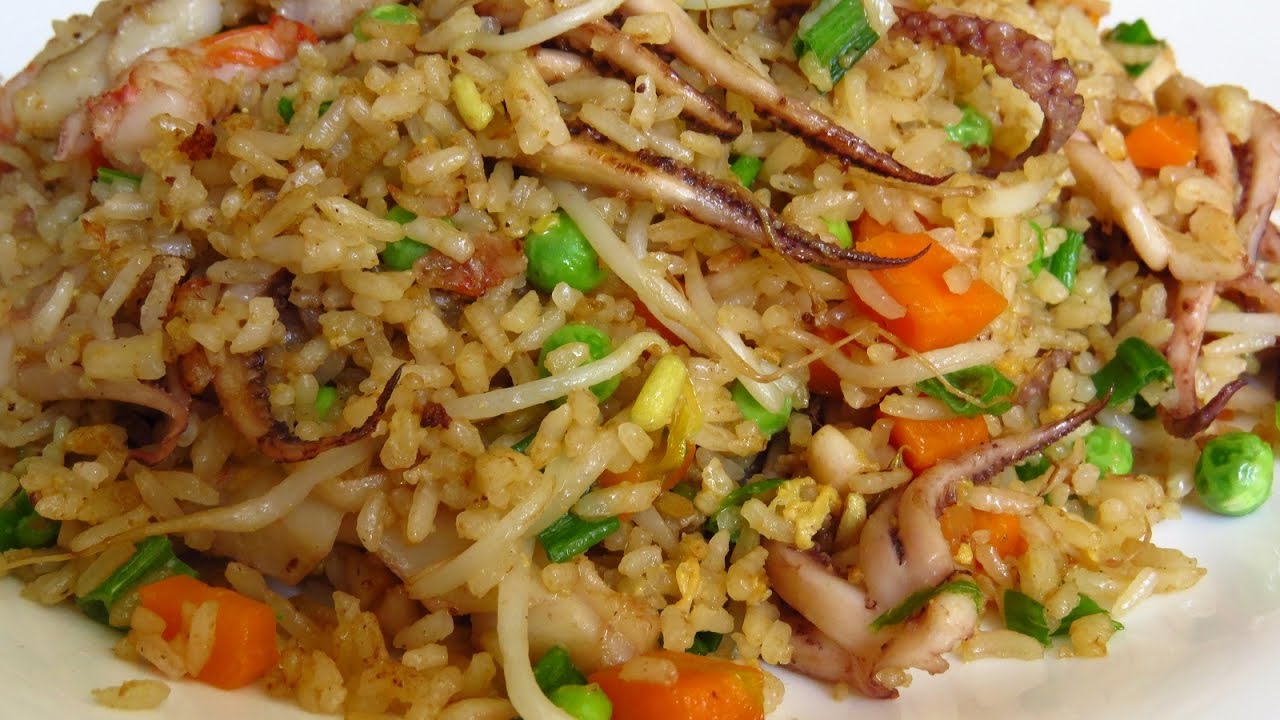 Arroz frito con mariscos