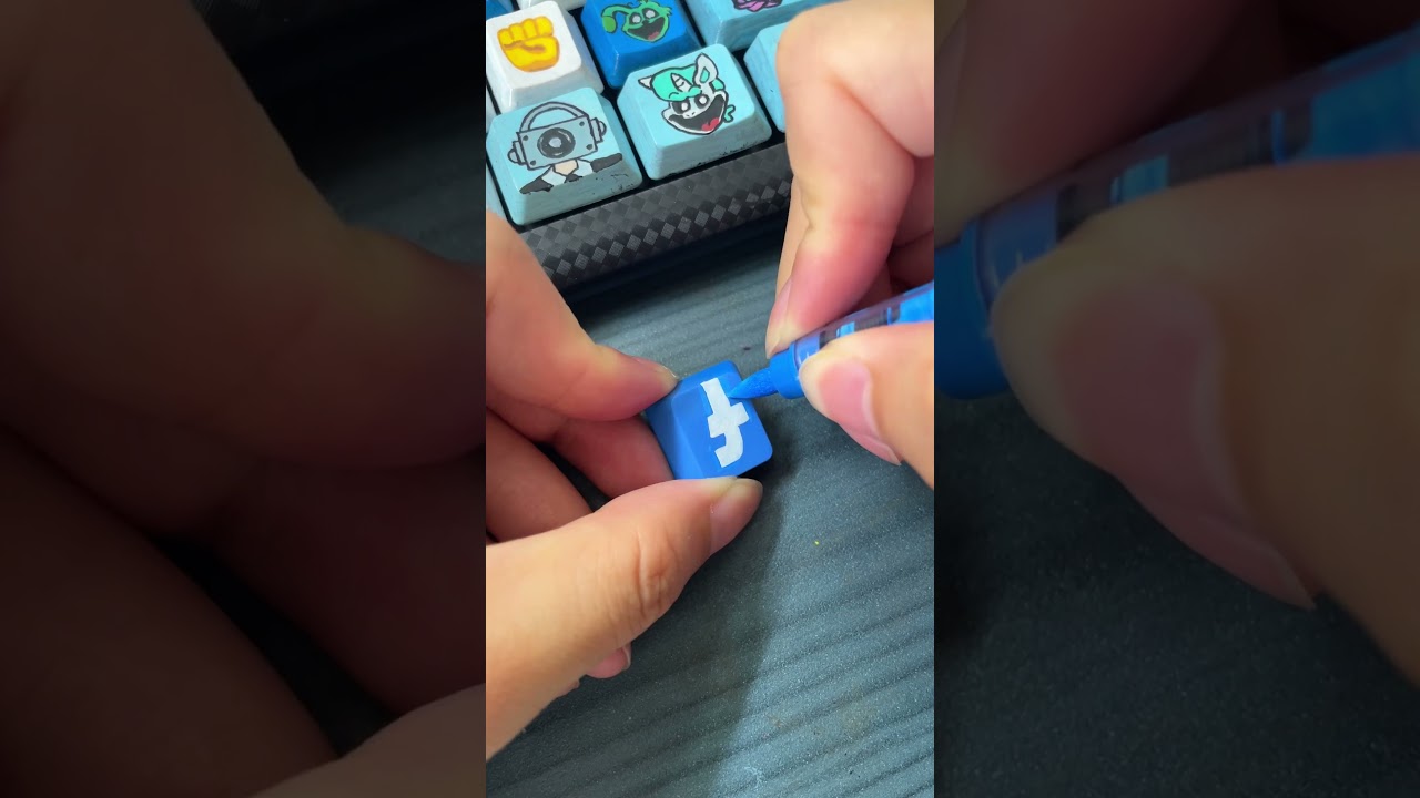 Drawing Facebook on the keyboard #shorts #diy #art #keyboard #tiktok #trending #fyp