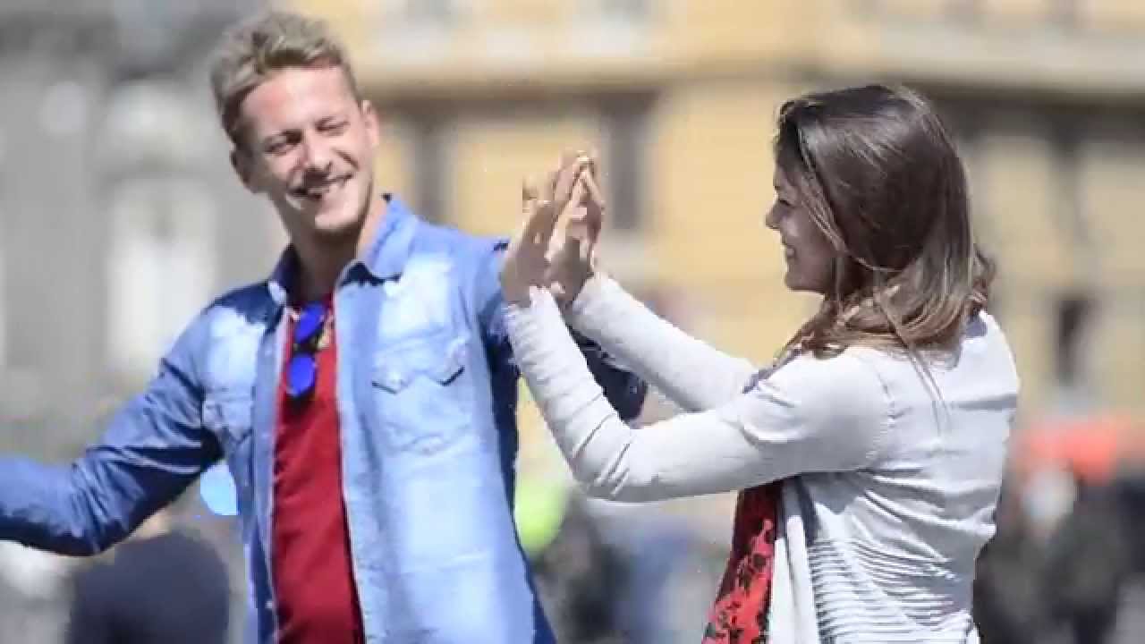 First Kiss in Naples - #4 coppia